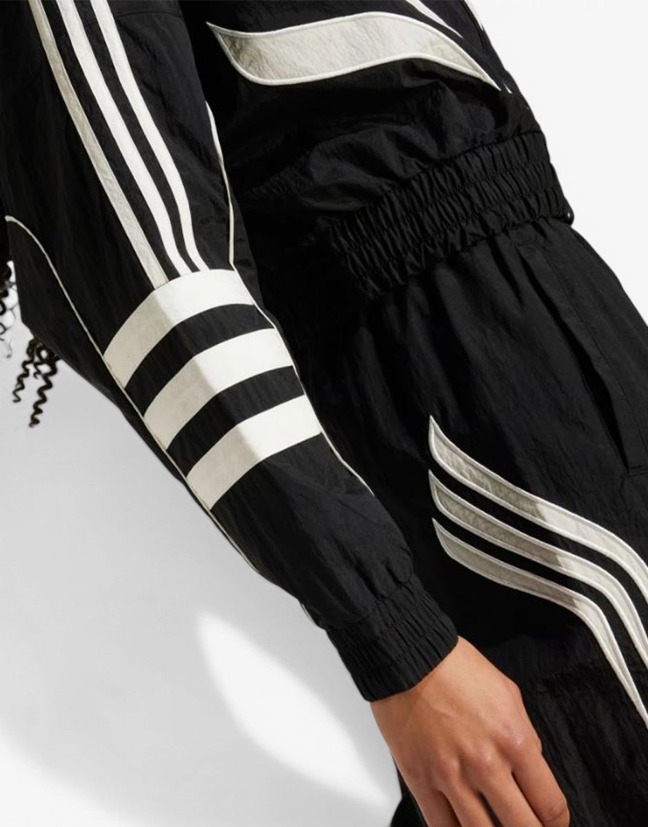 ADIDAS ветроустойчиво дамско яке Atlanta Cut Line