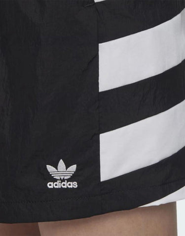 ADIDAS Originals Large Logo Short Black/White