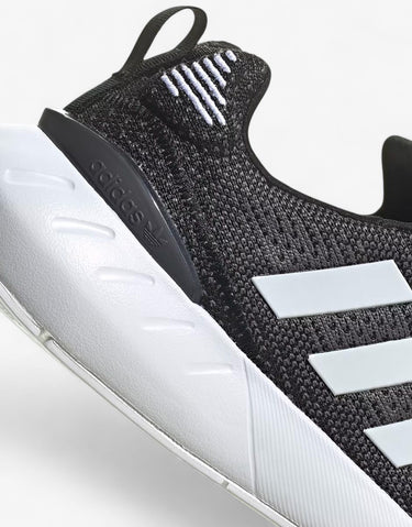 ADIDAS Sportswear Swift Run 22 Shoes Black/Grey | MegaMall.bg