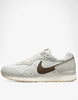 NIKE Venture Runner Shoes White Бял 37.5 | MegaMall.bg