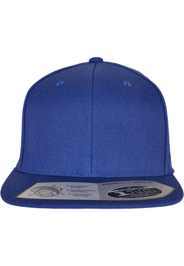 110 Fitted Snapback
